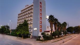 Red Fox Hotel, East Delhi