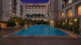 Lemon Tree Premier, Delhi Aerocity Pool