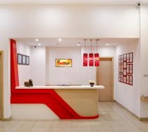 Red Fox by Lemon Tree Hotels, Sector 60 Lobby
