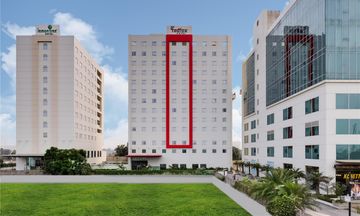 Lemon Tree Hotel Sector 60