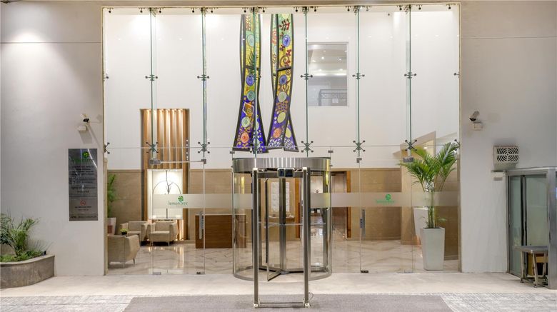 <b>Lemon Tree Hotel Sector 60 Lobby</b>. Images powered by <a href="https://iceportal.shijigroup.com/" title="IcePortal" target="_blank">IcePortal</a>.