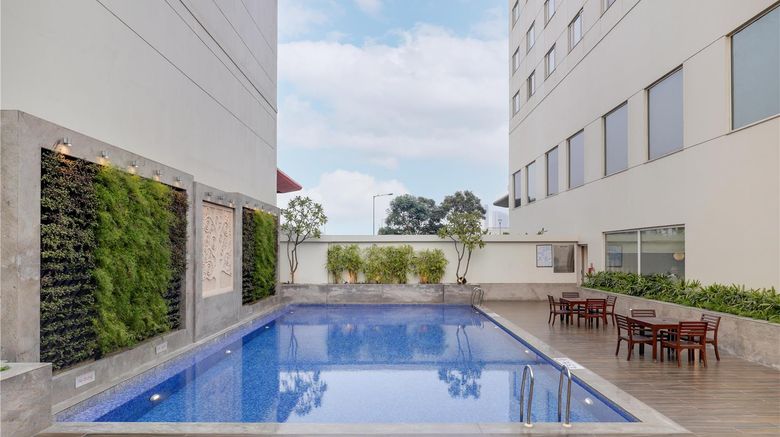 <b>Lemon Tree Hotel Sector 60 Pool</b>. Images powered by <a href="https://iceportal.shijigroup.com/" title="IcePortal" target="_blank">IcePortal</a>.