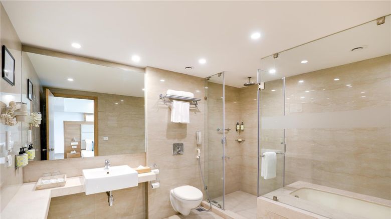 <b>Lemon Tree Hotel Sector 60 Suite</b>. Images powered by <a href="https://iceportal.shijigroup.com/" title="IcePortal" target="_blank">IcePortal</a>.