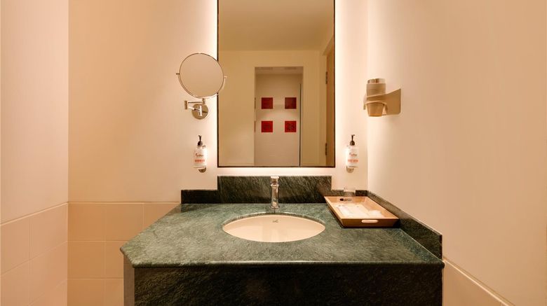<b>Red Fox Hotel, HITEC City, Hyderabad Room</b>. Images powered by <a href="https://iceportal.shijigroup.com/" title="IcePortal" target="_blank">IcePortal</a>.