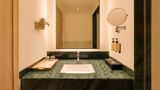 Lemon Tree Hotel Gachibowli Room