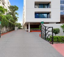Lemon Tree Hotel, Indore Exterior