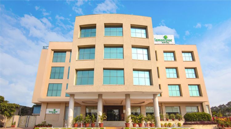 Lemon Tree Hotel Baddi Exterior