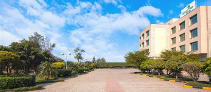 Lemon Tree Hotel Baddi Exterior