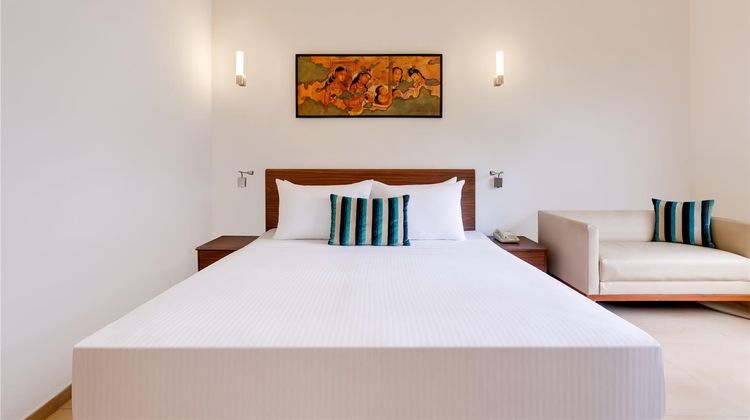 Lemon Tree Hotel Room