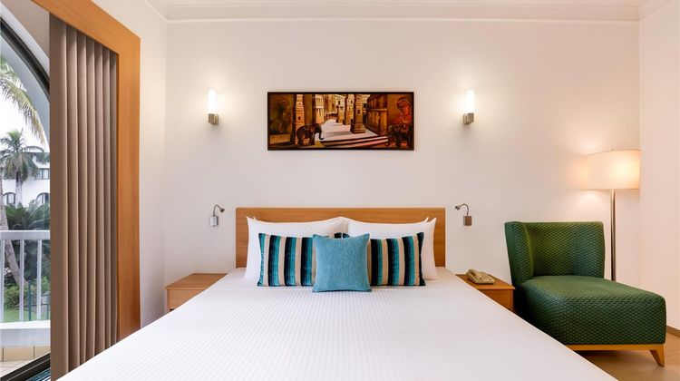 Lemon Tree Hotel Room