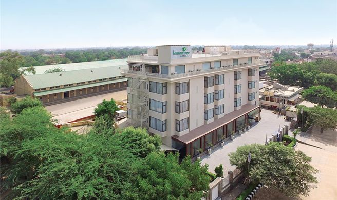 Lemon Tree Hotel Alwar Exterior