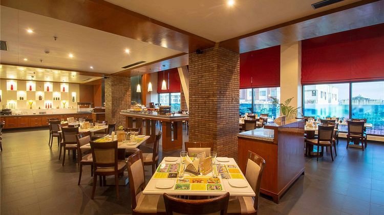 Lemon Tree Premier Jaipur Restaurant