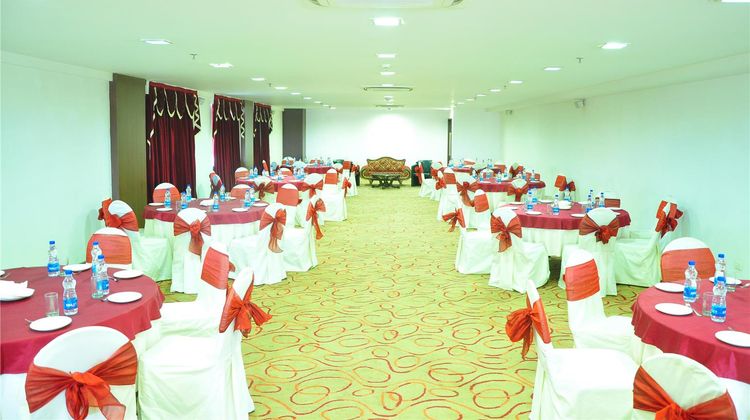 Keys Select Ludhiana by Lemon Tree Hotel Ballroom