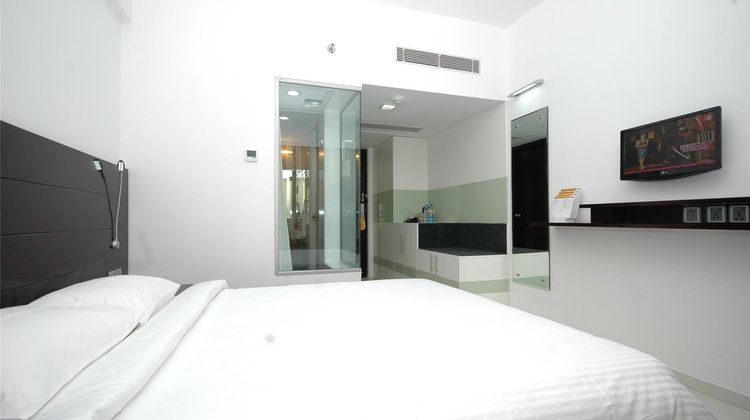 Keys Select Ludhiana by Lemon Tree Hotel Room