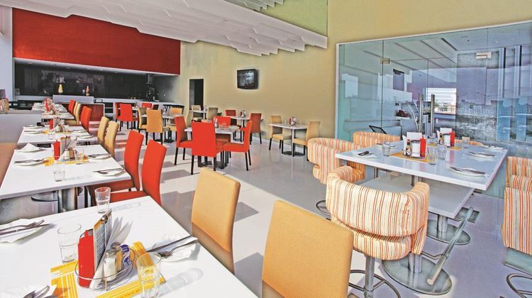Keys Select Ludhiana by Lemon Tree Hotel Restaurant
