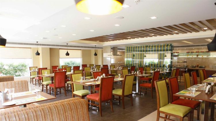 Lemon Tree Hotel Shimona Restaurant