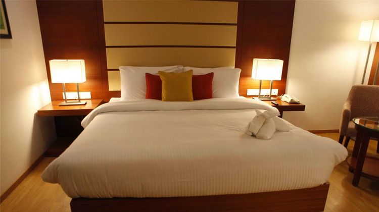 Lemon Tree Hotel Shimona Room