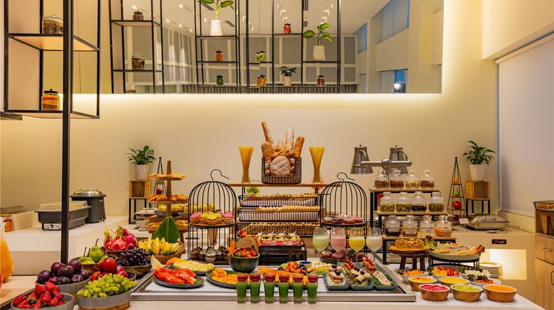 <b>Keys Select Hotel Pimpri-Pune Restaurant</b>. Images powered by <a href="https://iceportal.shijigroup.com/" title="IcePortal" target="_blank">IcePortal</a>.