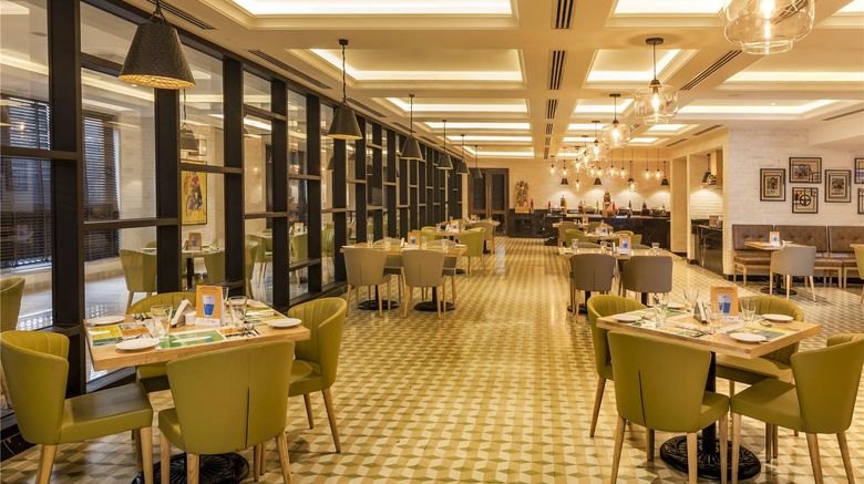 <b>Lemon Tree Premier City Center Pune Restaurant</b>. Images powered by <a href="https://iceportal.shijigroup.com/" title="IcePortal" target="_blank">IcePortal</a>.
