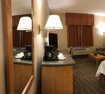 Humphry Inn and Suites Room
