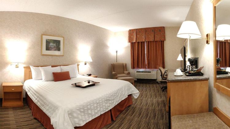 Humphry Inn and Suites Room