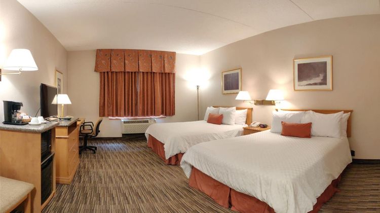 Humphry Inn and Suites Room