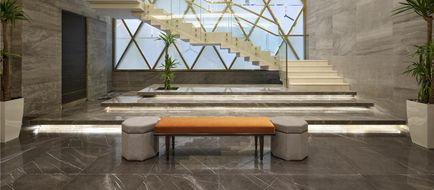 DoubleTree Aziziyah Lobby