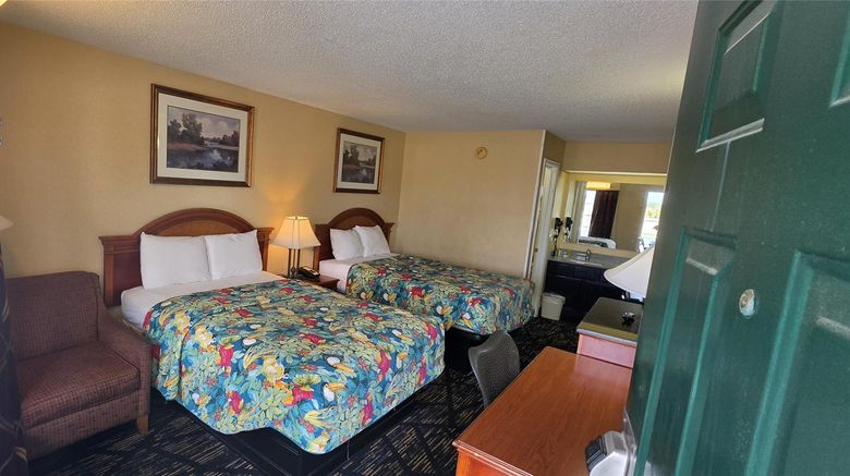 <b>Jameson Inn Douglas Room</b>. Images powered by <a href="https://iceportal.shijigroup.com/" title="IcePortal" target="_blank">IcePortal</a>.