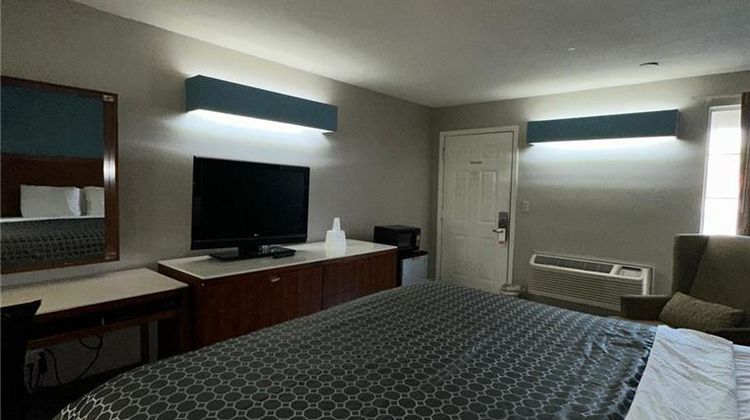 Jameson Inn Winder Room