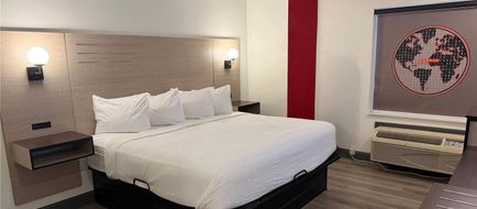 Ramada by Wyndham Albany Room