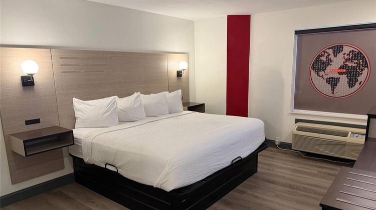 Rodeway Inn Albany South Room
