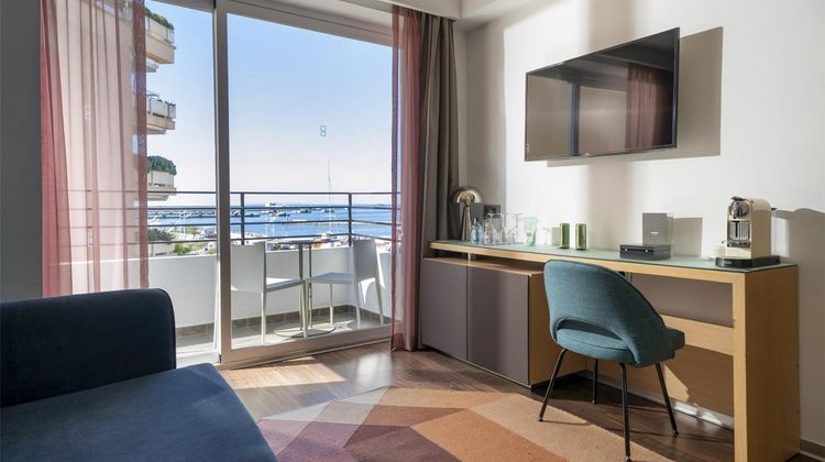 Ocean Drive Ibiza Suite