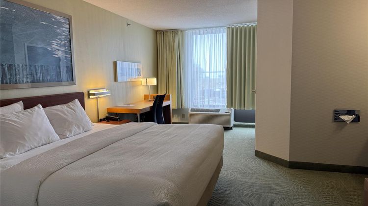 The Peoria Hotel, SureStay Collection Room