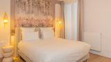 The Bobo's Hotel Room