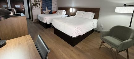 Landmark Hotel Dallas Addison Room