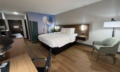 Landmark Hotel Dallas Addison