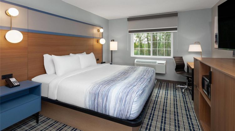 AmericInn by Wyndham Lake Mills Room