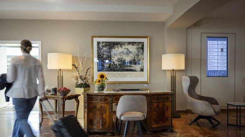 <b>ARCOTEL Castellani Salzburg Lobby</b>. Images powered by <a href="https://iceportal.shijigroup.com/" title="IcePortal" target="_blank">IcePortal</a>.