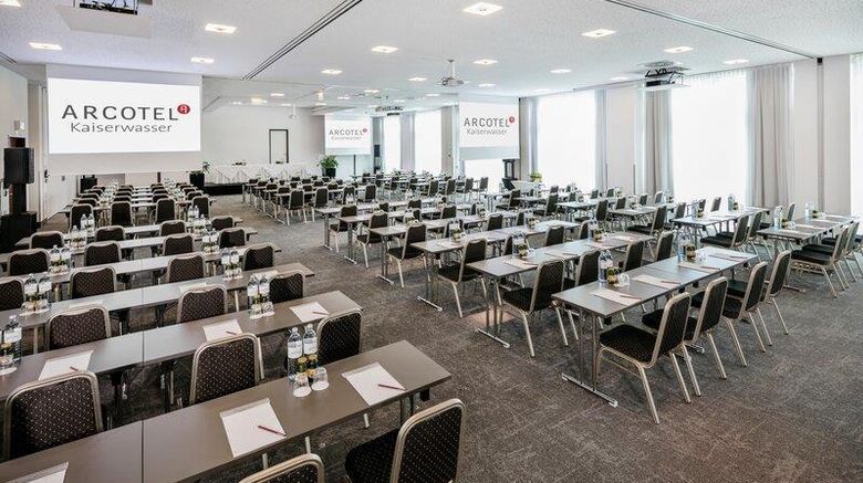 <b>ARCOTEL Kaiserwasser Meeting</b>. Images powered by <a href="https://iceportal.shijigroup.com/" title="IcePortal" target="_blank">IcePortal</a>.
