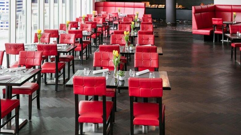 <b>ARCOTEL Kaiserwasser Restaurant</b>. Images powered by <a href="https://iceportal.shijigroup.com/" title="IcePortal" target="_blank">IcePortal</a>.