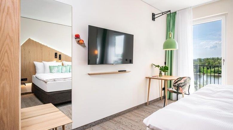 <b>Arcotel Hafencity Suite</b>. Images powered by <a href="https://iceportal.shijigroup.com/" title="IcePortal" target="_blank">IcePortal</a>.