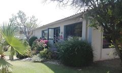 Kyriad Avignon Cap Sud