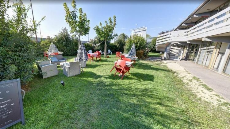 Kyriad Avignon Cap Sud Exterior