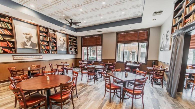 <b>University Hotel & Suites Shippensburg Restaurant</b>. Images powered by <a href="https://iceportal.shijigroup.com/" title="IcePortal" target="_blank">IcePortal</a>.