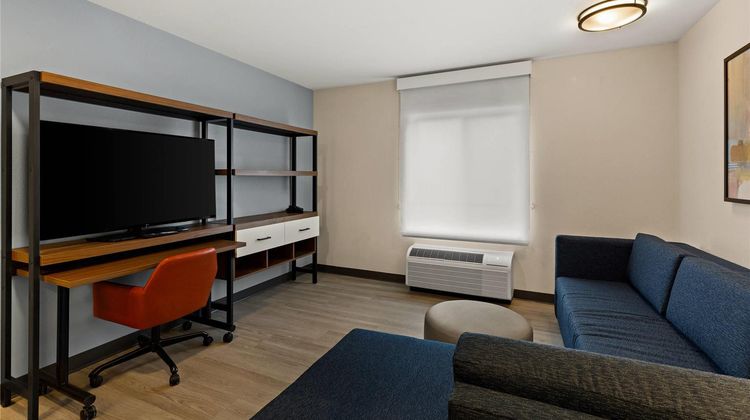 Everhome Suites Panama City Beach Suite