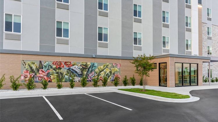 Everhome Suites Panama City Beach Exterior