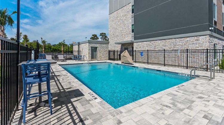 Everhome Suites Panama City Beach Pool
