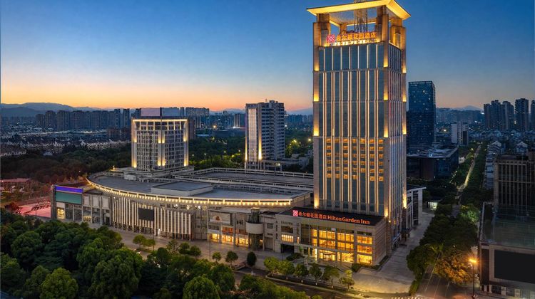 Hilton Garden Inn Keqiao Textile City Exterior