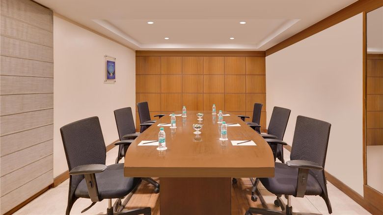 <b>Lemon Tree Hotel Centre Point Meeting</b>. Images powered by <a href="https://iceportal.shijigroup.com/" title="IcePortal" target="_blank">IcePortal</a>.