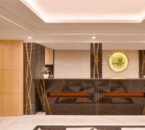 Lemon Tree Hotel Centre Point Lobby